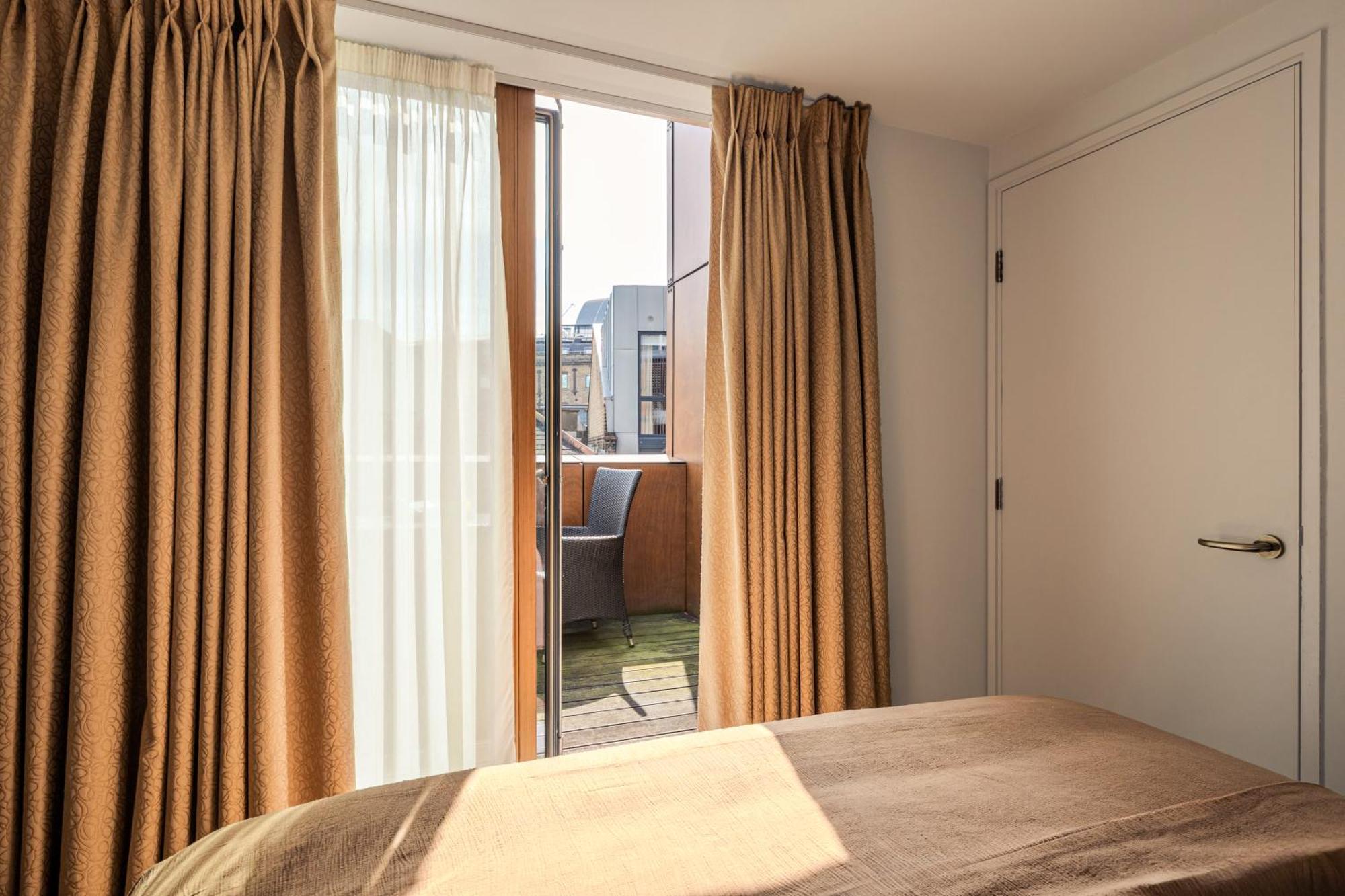 Central Servised Apartments On Artillery Lane Londres Exterior foto